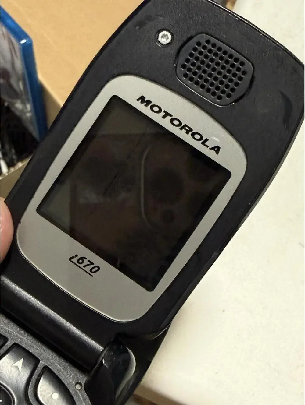 Motorola i series i670 - Black ( Nextel ) Rare Cellular Flip Phone - Untested